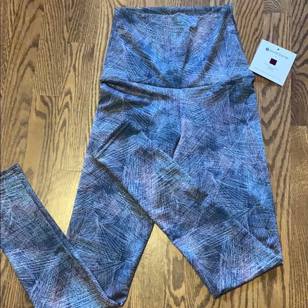 Emily HSU + Pure Barre firework leggings size S!